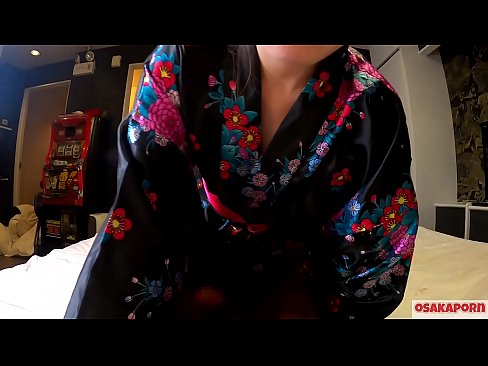 ❤️ Keçika ciwan a cosplay ji seksê hez dike ku bi orgazmê bi şûjinek di hespêk û blowjob de. Keçika Asyayî ya bi pisîka porî û bi cil û bergên kevneşopî yên Japonî di vîdyoya amator de ku masturbasyona bi pêlîstokên qijikê nîşan dide. Sakura 3 OSAKAPORN. Pornoya malê li porno ku.pornxlxx.ru ❌️❤